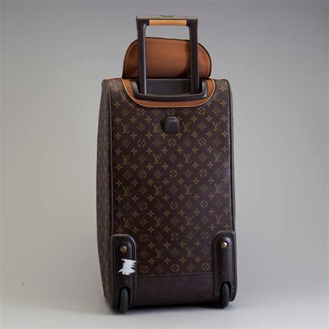 louis vuitton duffle trolley|louis vuitton wheeled carry on.